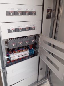 accer-energie-armoire-commande-Algérie